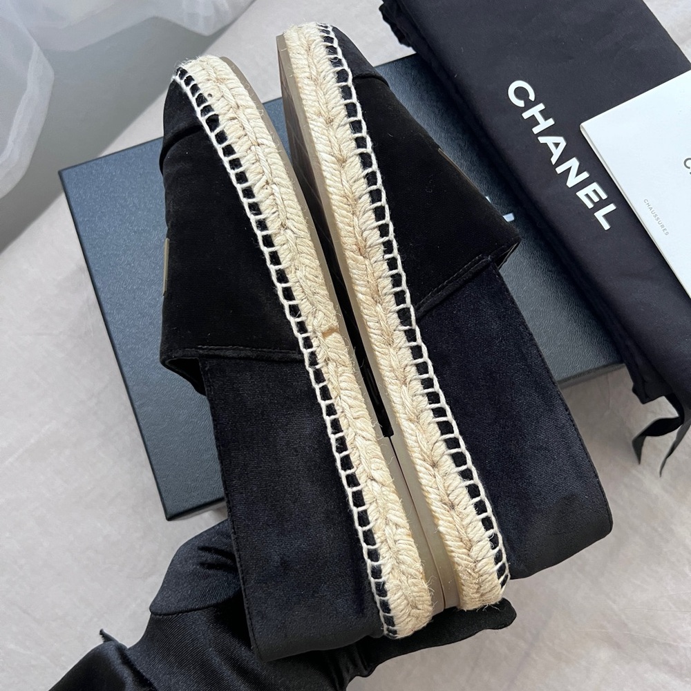 Auth Chanel G34012 Black Velvet CC Logo Espadrilles- Size 36 - Picture 6 of 10